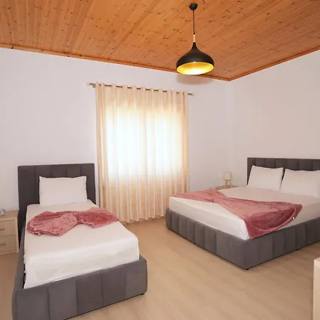 Szálloda Jons Gjirokastra