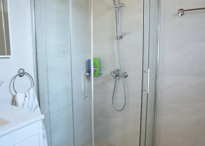 Jons Hotel Gjirokastër